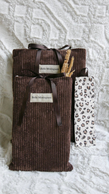 Lot pochette à livre et marque page Savana