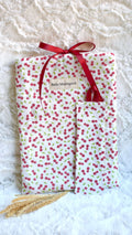 Lot pochette à livre et marque page Cherry