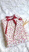 Lot pochette à livre et marque page Cherry