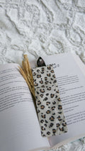 Lot pochette à livre et marque page Savana